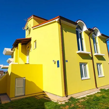 Apartamento Red Fažana